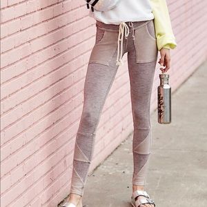 Kyoto High-Rise Legging in Mauve